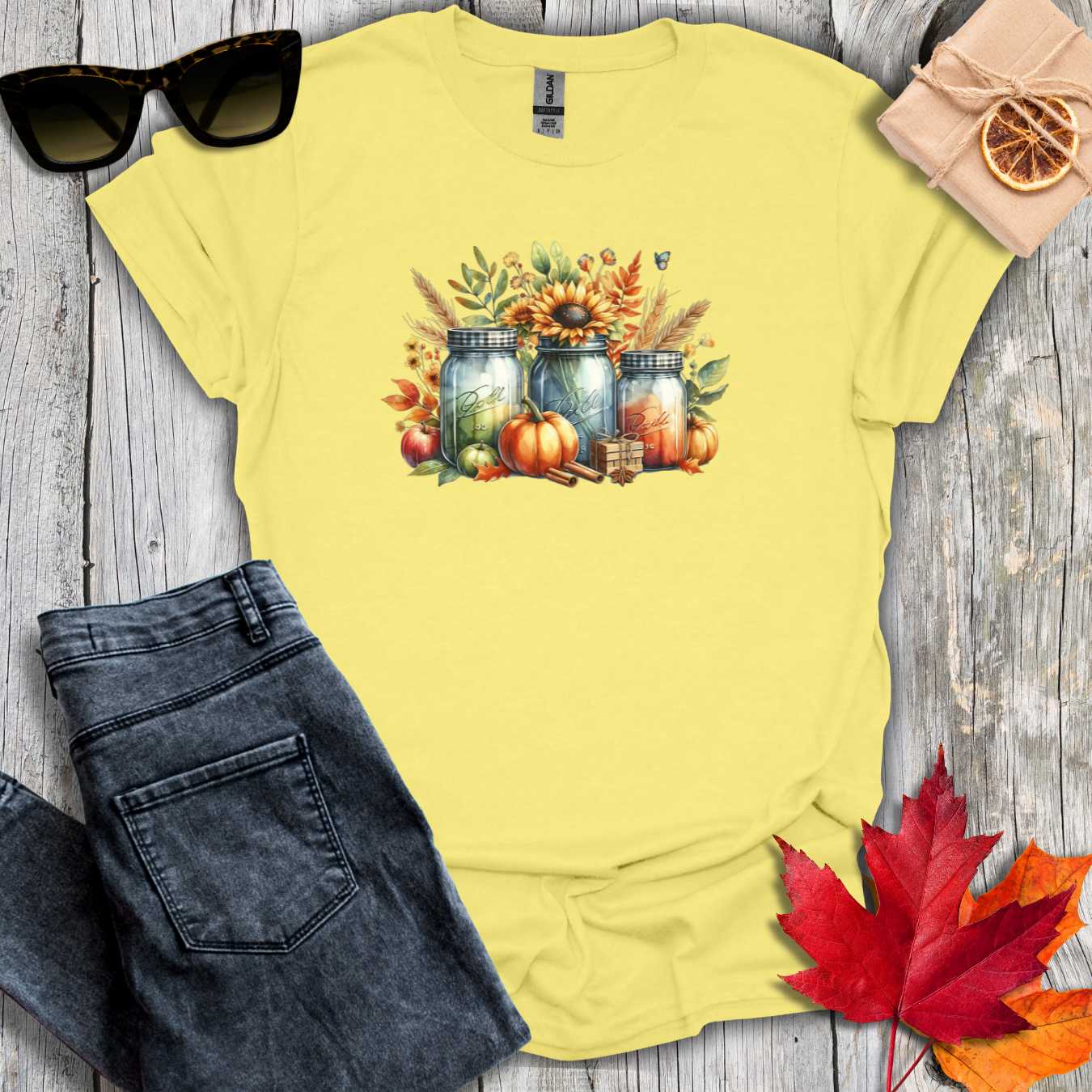 T-Shirt Cornsilk / S Mason Jars Tee