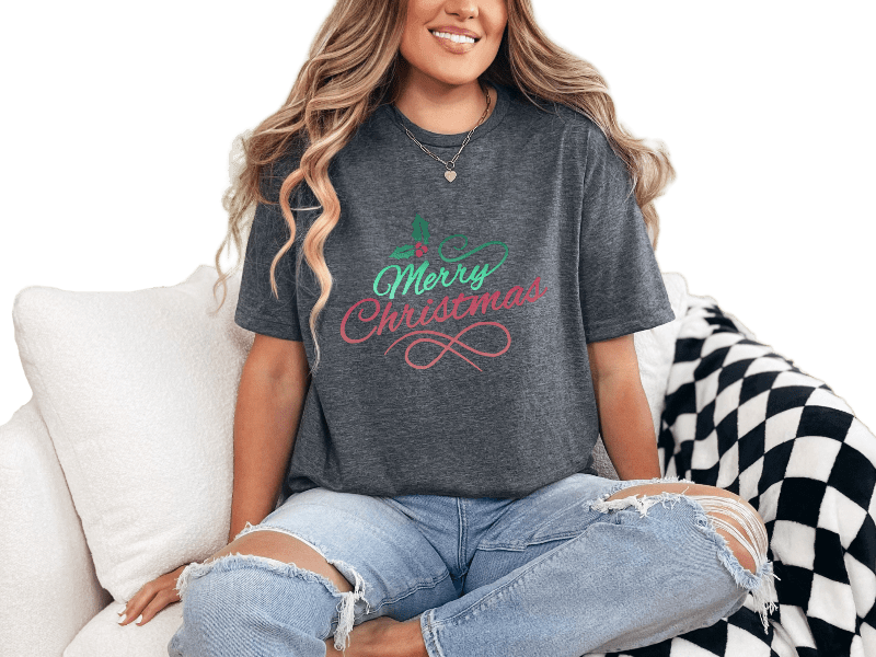 T-Shirt Dark Heather / S Merry Christmas with Holly Tee