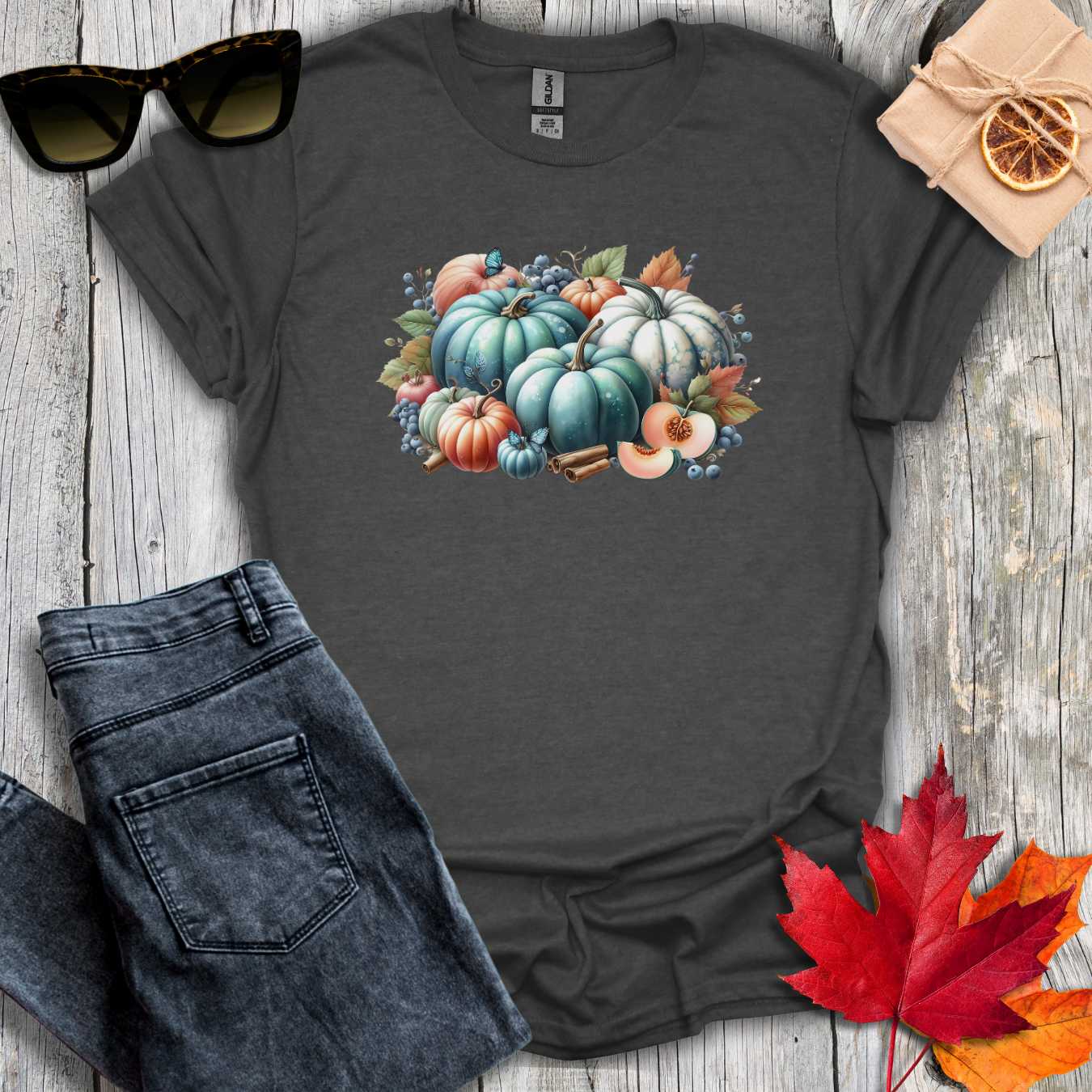T-Shirt Dark Heather / S Pumpkins and Blueberries Tee