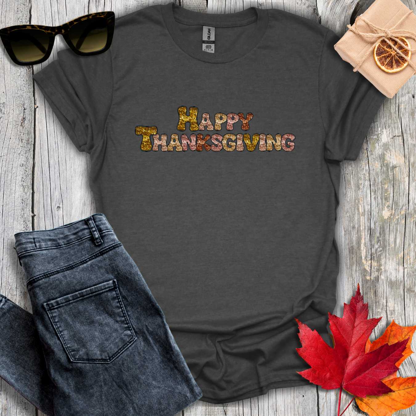 T-Shirt Dark Heather / S Sequin Happy Thanksgiving Tee