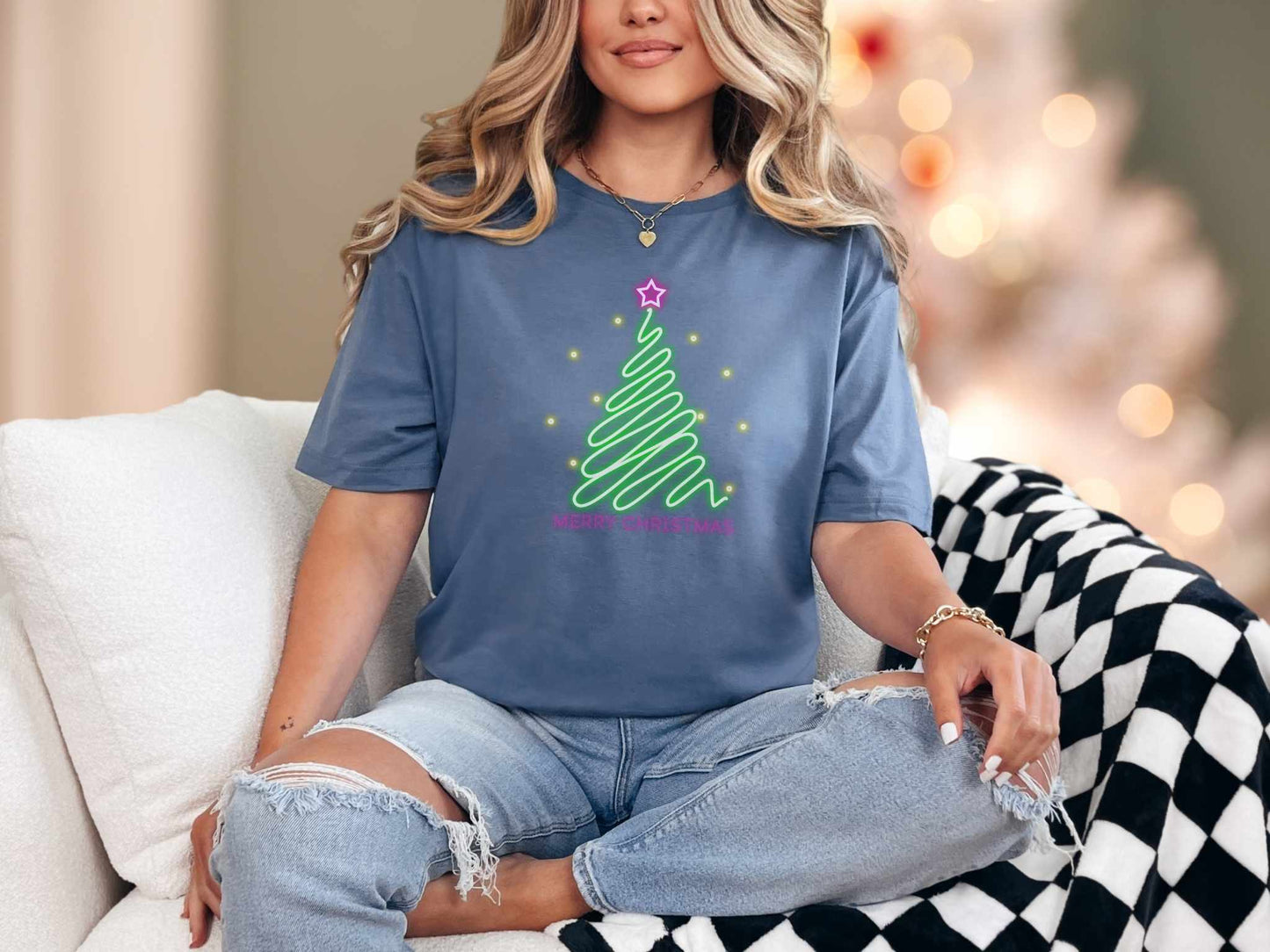 T-Shirt Heather Indigo / S Neon Merry Christmas Tee