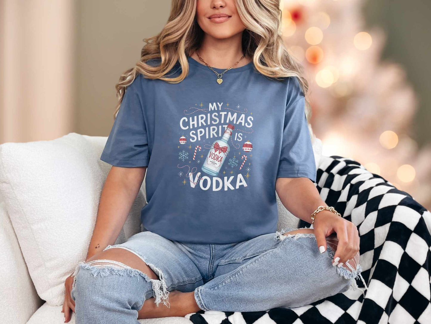 T-Shirt Heather Indigo / S Vodka Christmas Spirit Tee