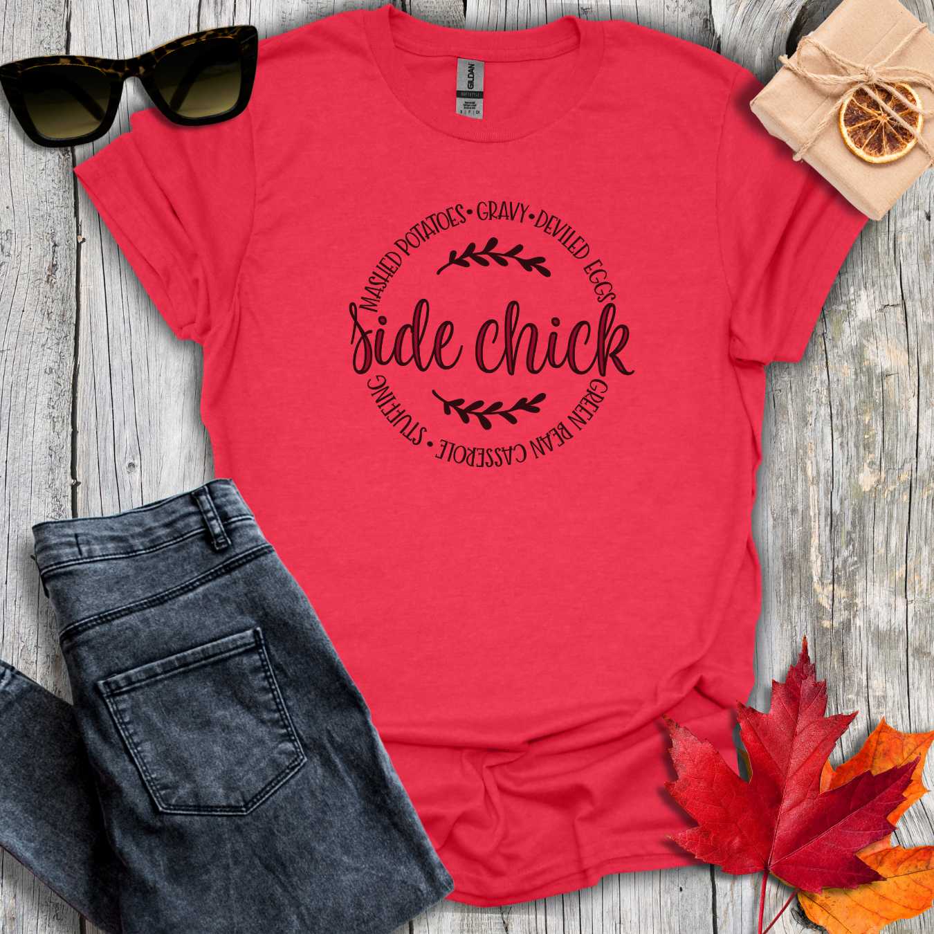T-Shirt Heather Red / S Side Chick Tee