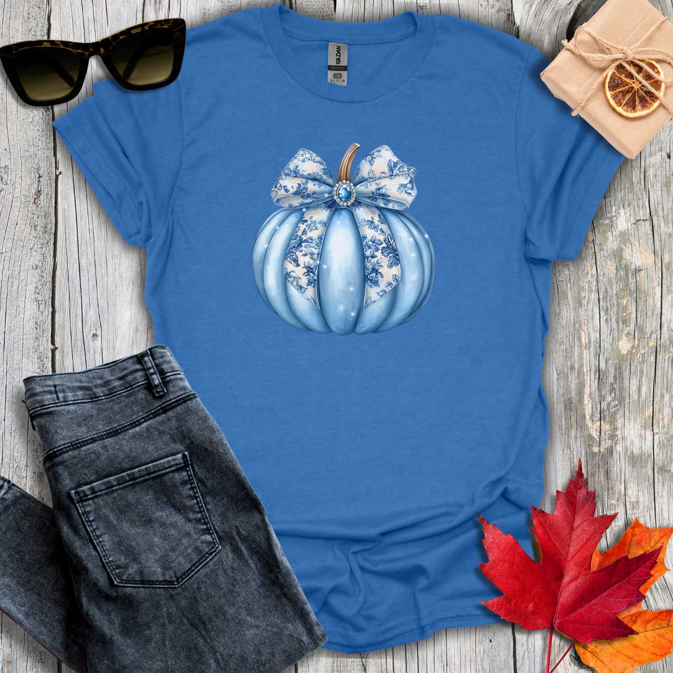 T-Shirt Heather Royal / S Blue Pumpkin Coquette Tee