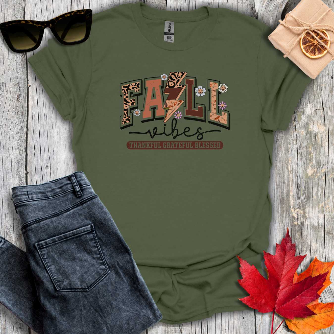 T-Shirt Military Green / S Fall Vibes Retro Tee