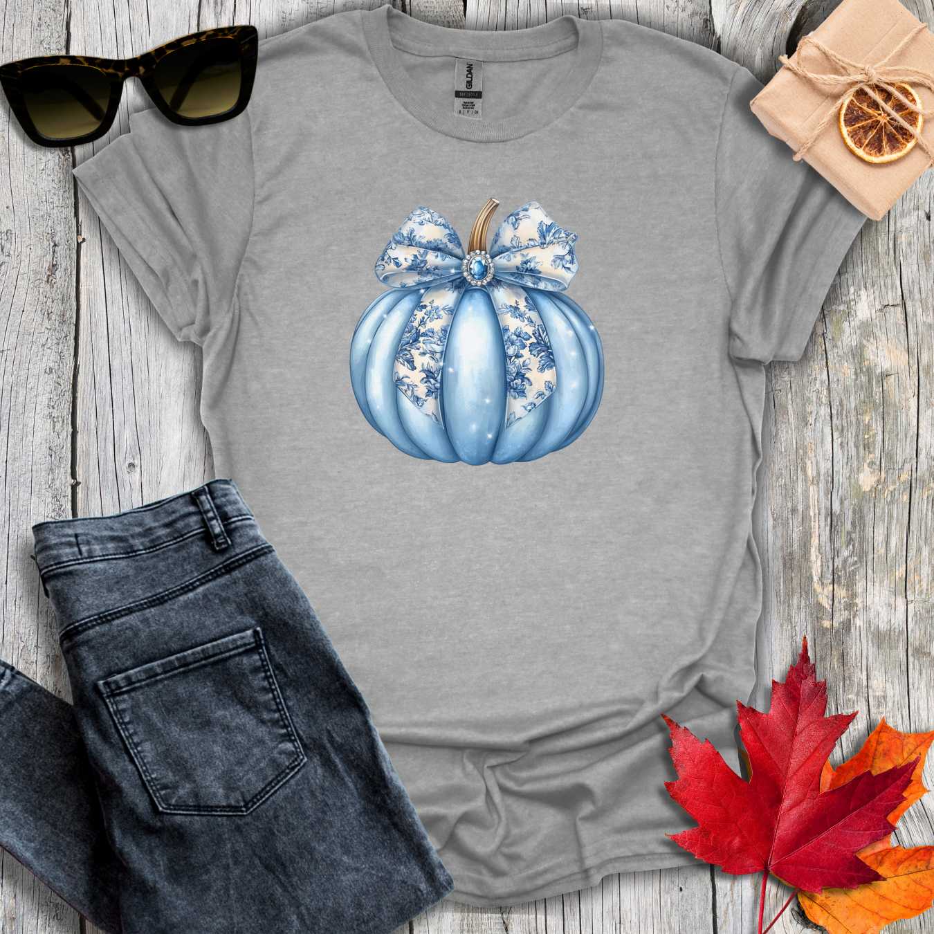 T-Shirt Sport Grey / S Blue Pumpkin Coquette Tee