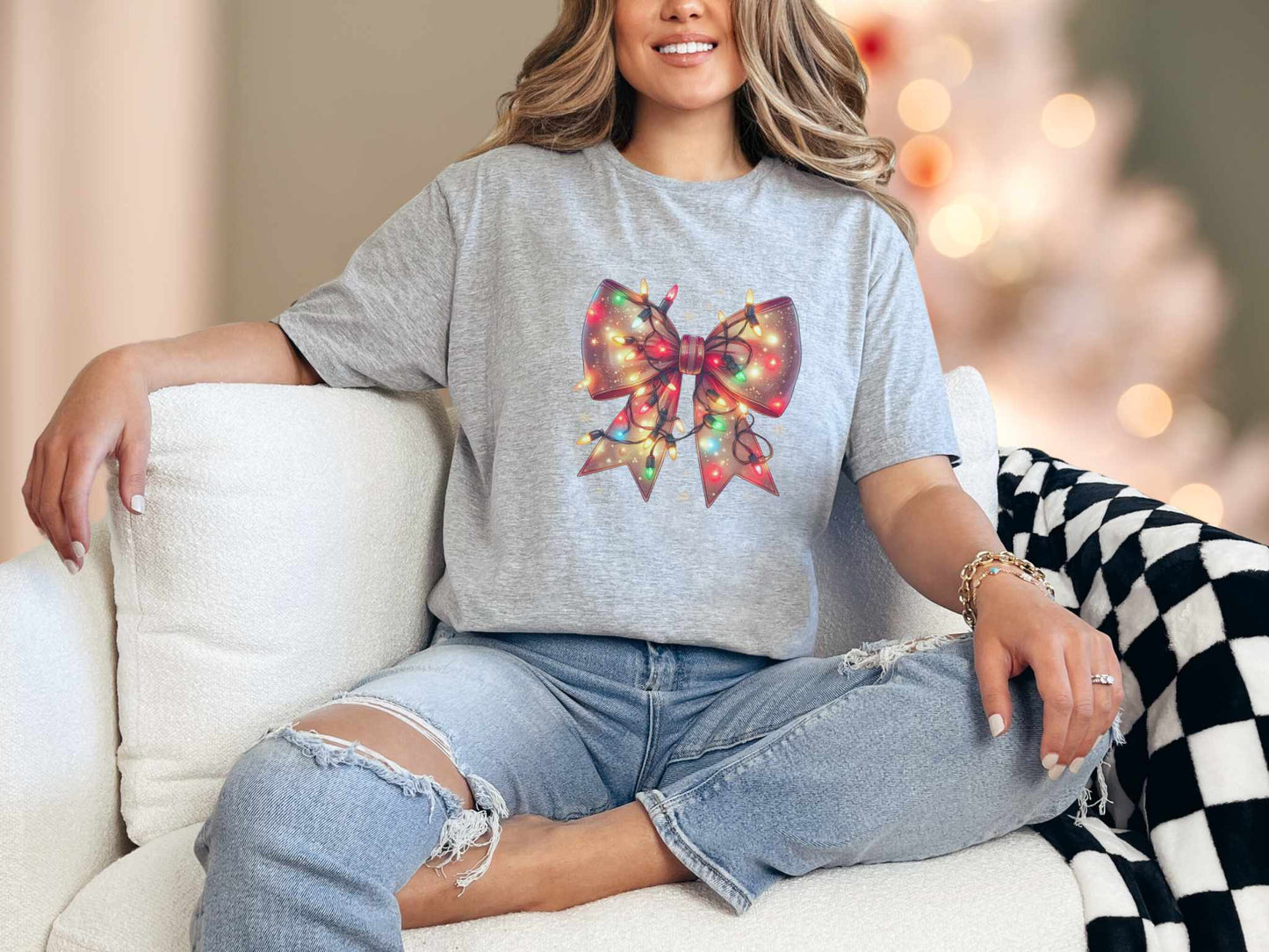 T-Shirt Sport Grey / S Christmas Bow and Lights Tee