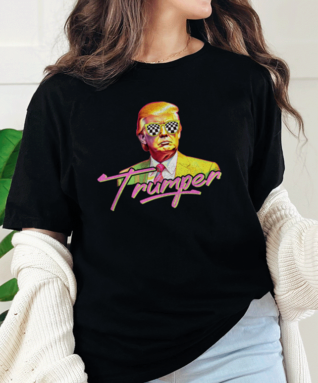 T-Shirt Black / S Trumper Tee