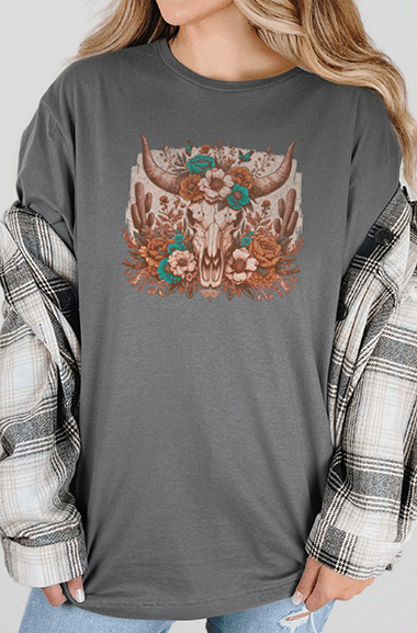 T-Shirt Charcoal / S Distressed Longhorn with Flowers Tee
