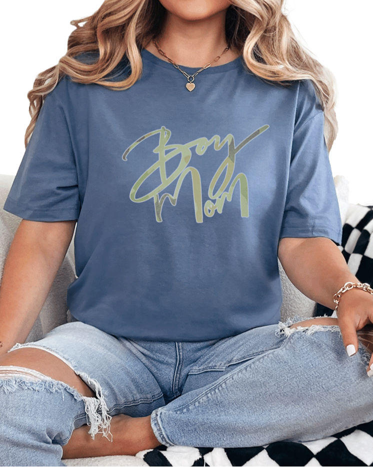T-Shirt Heather Indigo / S Camo Boy Mom 1 Tee