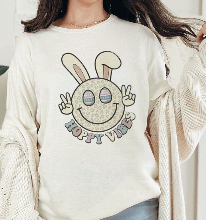 T-Shirt Natural / S Retro Distressed Hoppy Vibes Tee