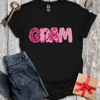 T-Shirt Black / S Gram Hearts Tee