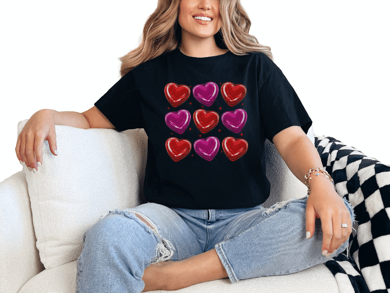 T-Shirt Black / S Heart Pattern Tee