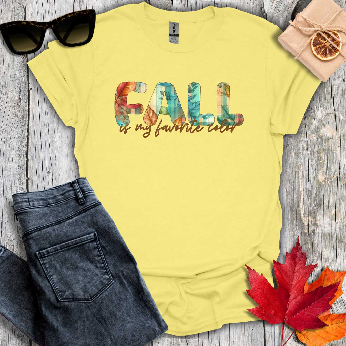 T-Shirt Cornsilk / S Fall is My Favorite Color Tee