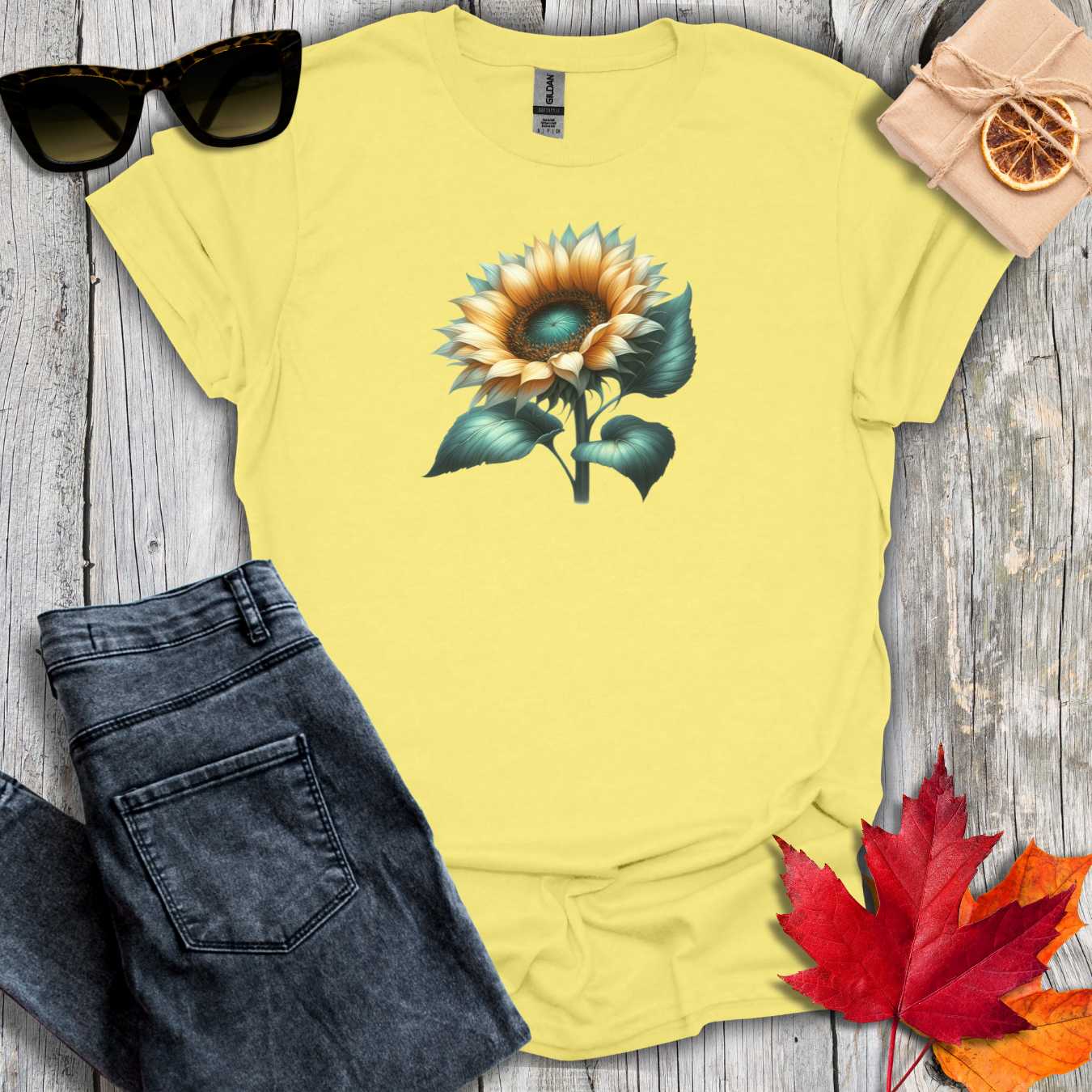 T-Shirt Cornsilk / S Sunflower Tee