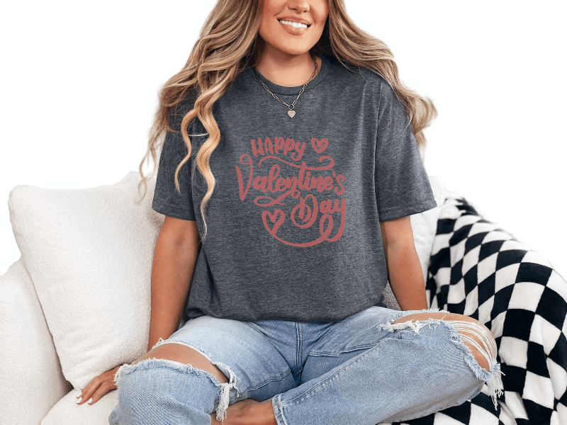 T-Shirt Dark Heather / S Happy Valentine's Day Script Tee