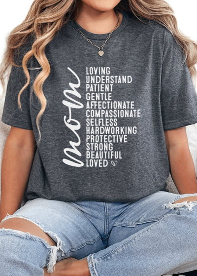 T-Shirt Dark Heather / S Loved Mom Tee
