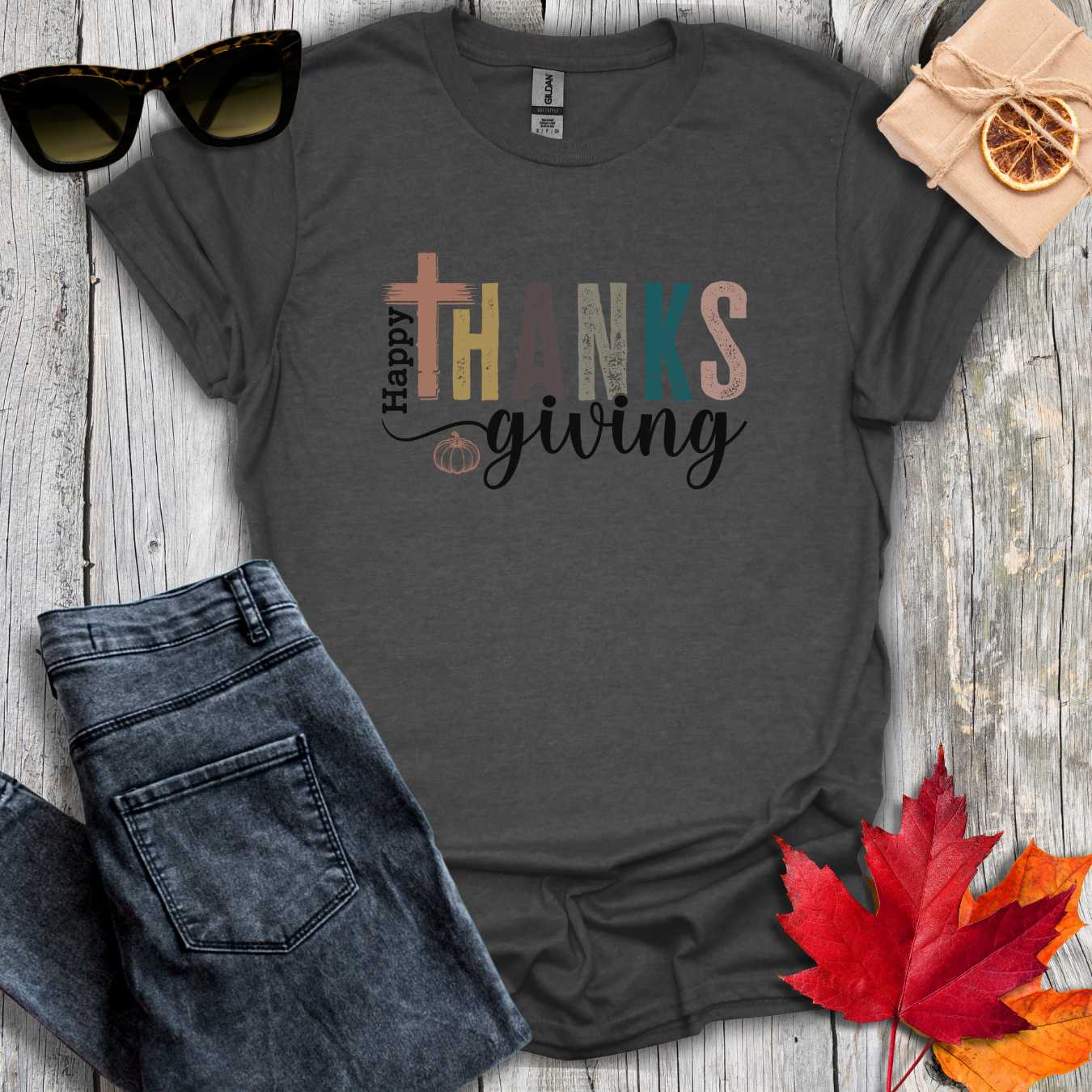 T-Shirt Dark Heather / S Thanksgiving with Cross Tee
