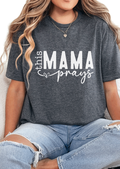 T-Shirt Dark Heather / S This Mama Prays Tee