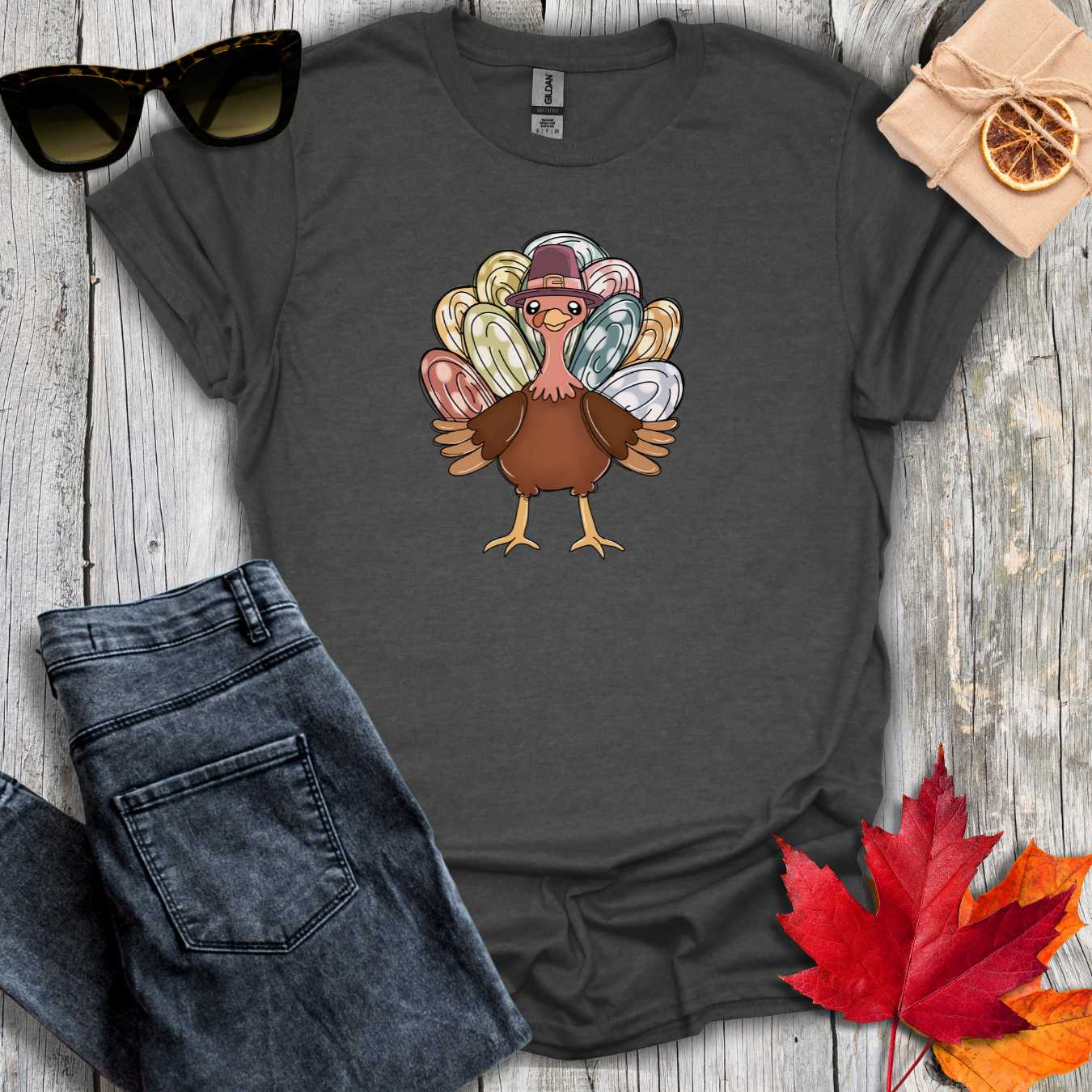 T-Shirt Dark Heather / S Turkey with Pastel Tee