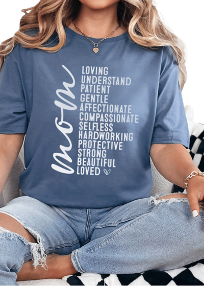 T-Shirt Heather Indigo / S Loved Mom Tee