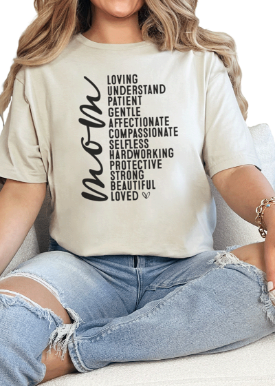 T-Shirt Sand / S Loved Mom Tee
