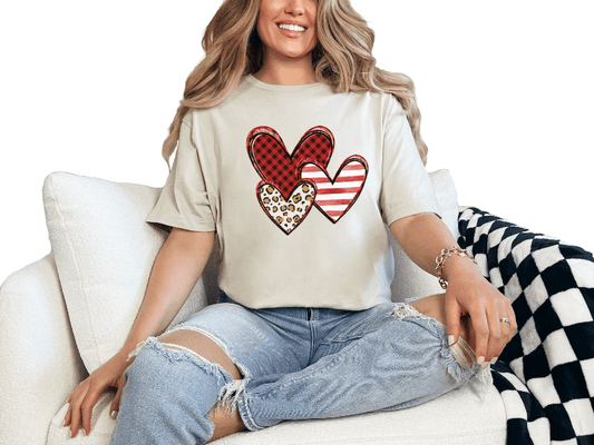 T-Shirt Sand / S Three Hearts Tee