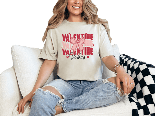 T-Shirt Sand / S Valentine Vibes Tee