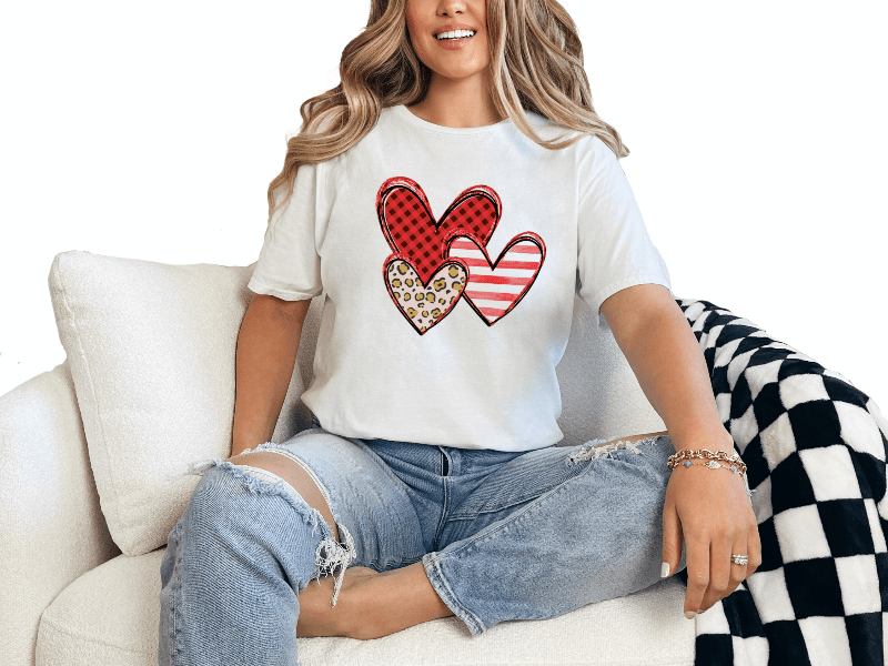 T-Shirt White / S Three Hearts Tee